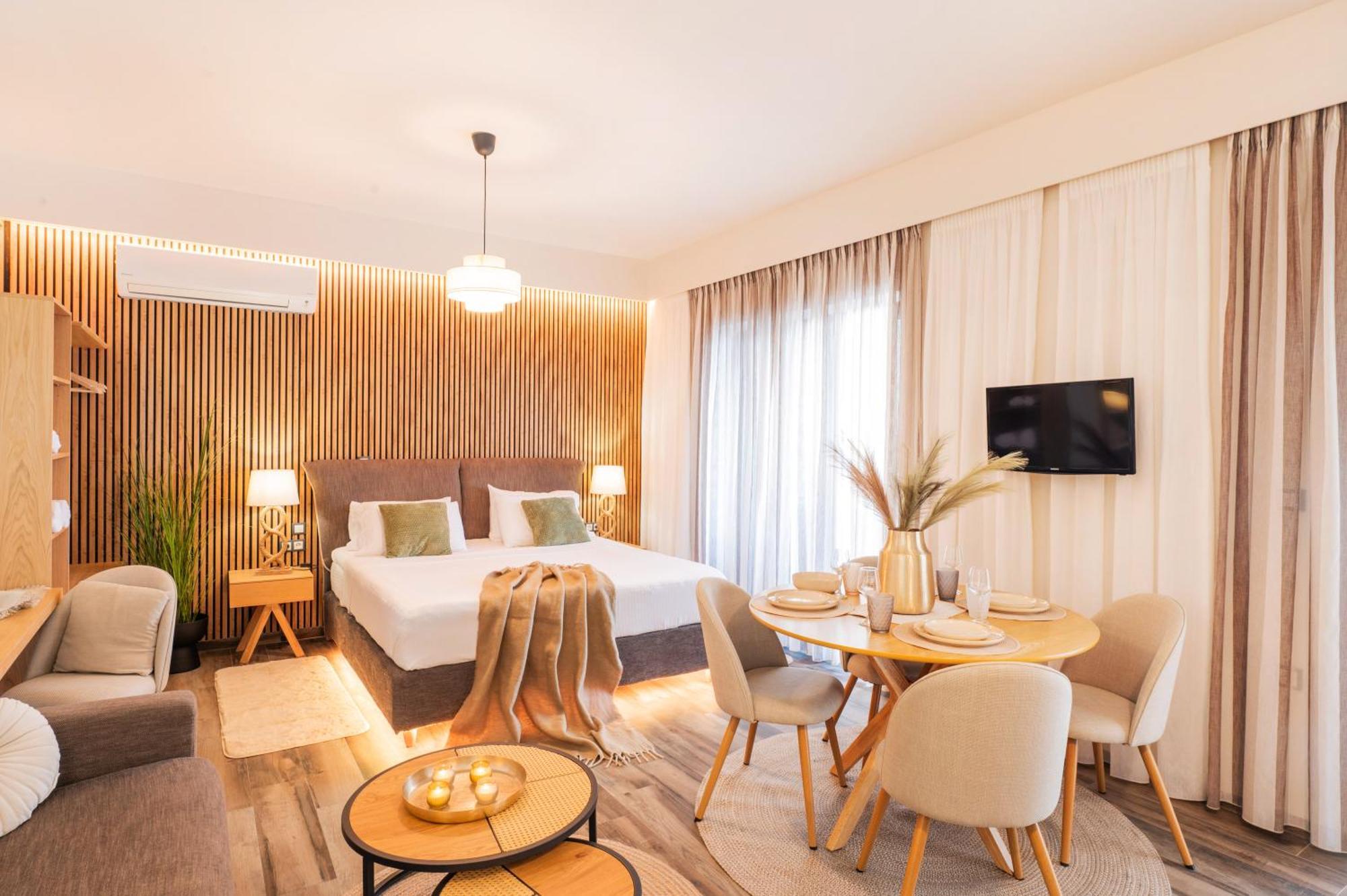 Petra Thea Appartement Kalamáta Buitenkant foto
