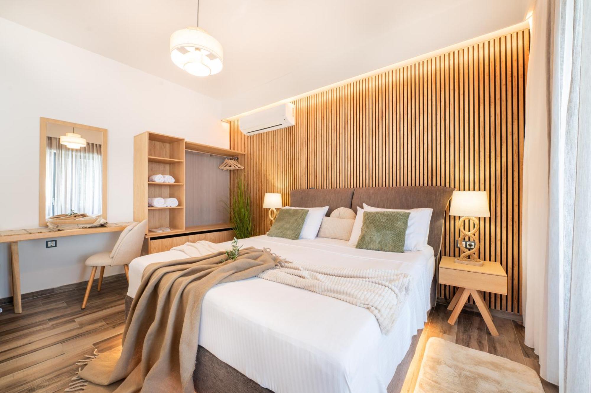 Petra Thea Appartement Kalamáta Buitenkant foto