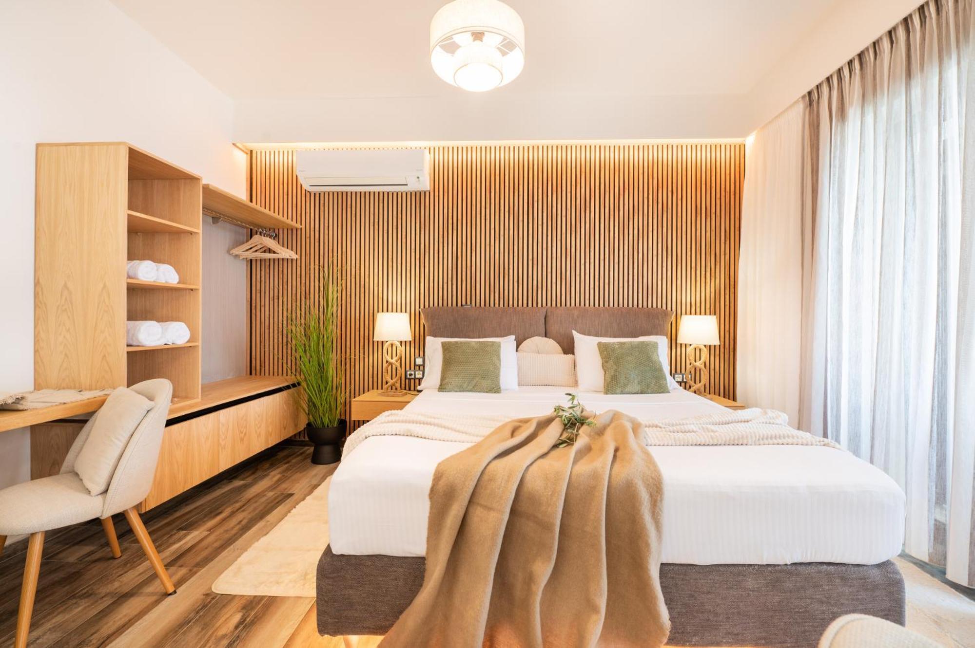 Petra Thea Appartement Kalamáta Buitenkant foto