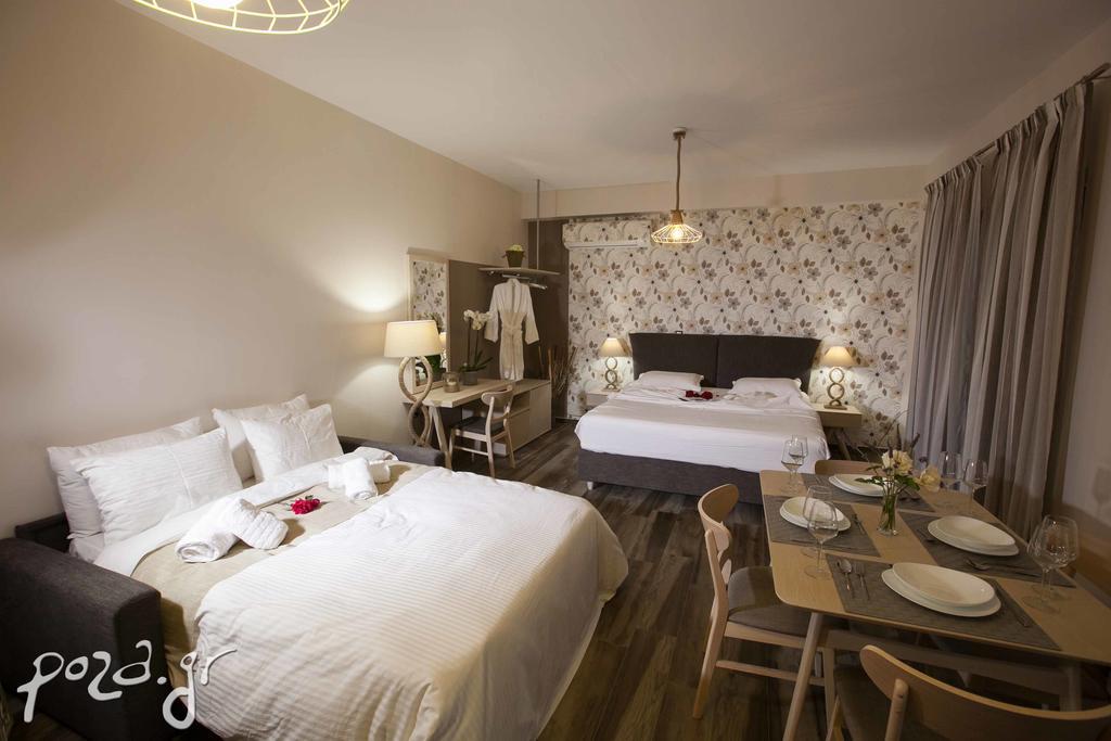 Petra Thea Appartement Kalamáta Buitenkant foto