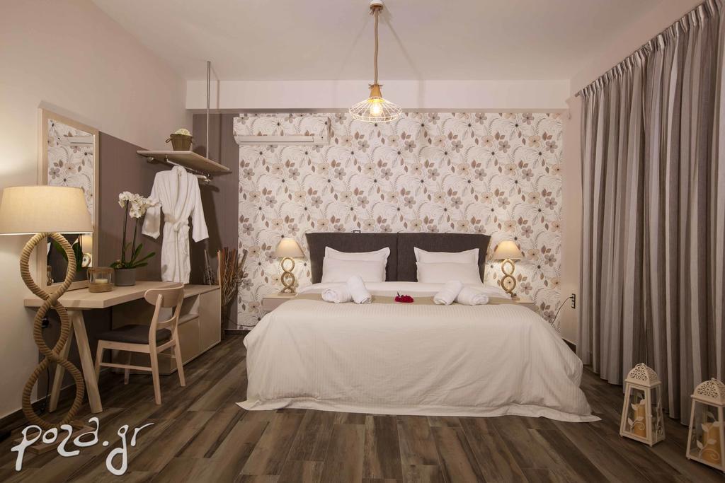 Petra Thea Appartement Kalamáta Buitenkant foto